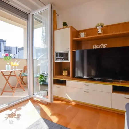 Apartman To&Ni Free Parking Zadar Buitenkant foto