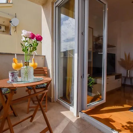 Apartman To&Ni Free Parking Zadar Buitenkant foto